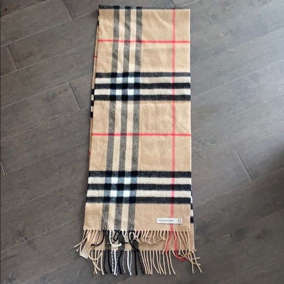 Burberry Classic Check Cashmere Scarf